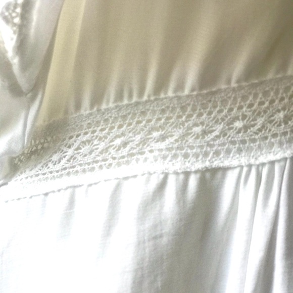 SUMMER BABYDOLL TOP WITH CROCHET TRIM - Picture 5 of 7